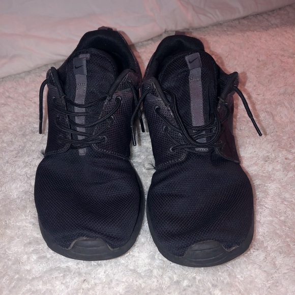 Nike Roshe Run - Picture 2 of 5